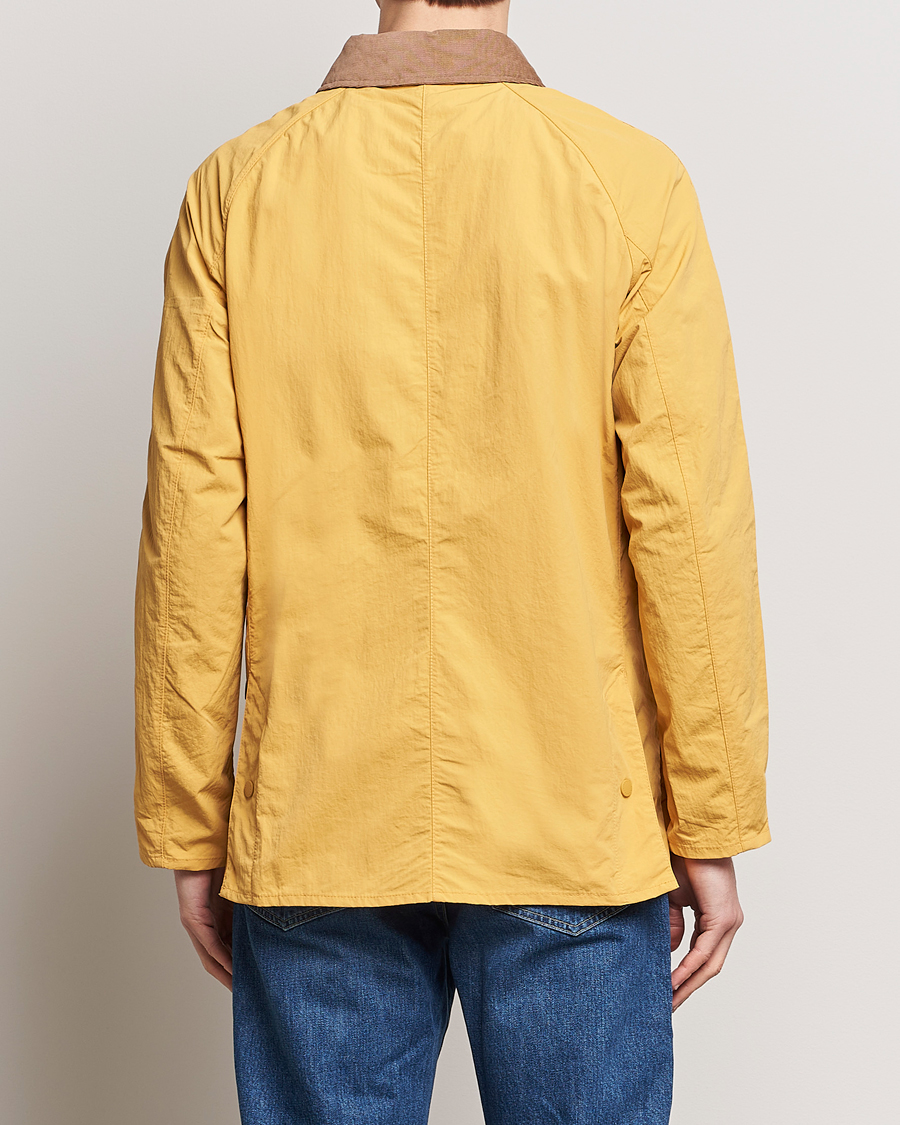 Herre | Jakker | Barbour Lifestyle | Ashby Showerproof Jacket Honey Gold