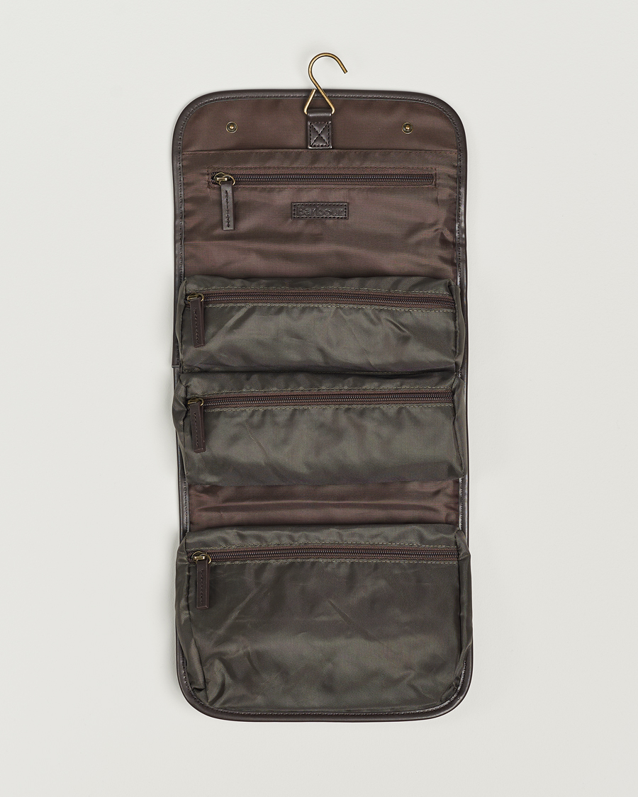 Herr | Barbour Lifestyle | Barbour Lifestyle | Wax Hanging Washbag Olive