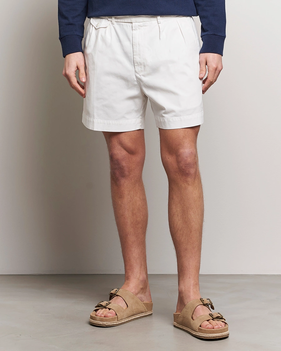 Herre | Stilsegment Casual Classics | Polo Ralph Lauren | Pleated Featherweight Twill Shorts Deckwash White
