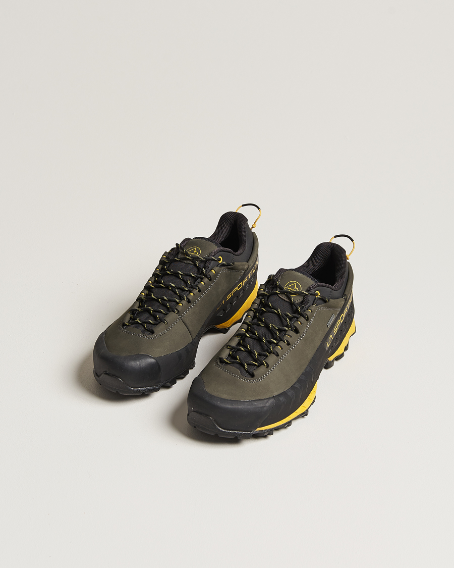 Herre | Trail Sneakers | La Sportiva | TX5 GTX Hiking Shoes Carbon/Yellow