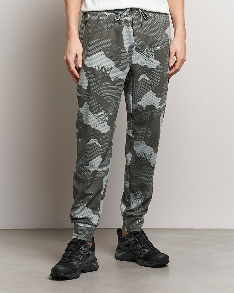 Herre | Sport | RLX Ralph Lauren | Warp Tech Jersey Camo Sweatpants Grey