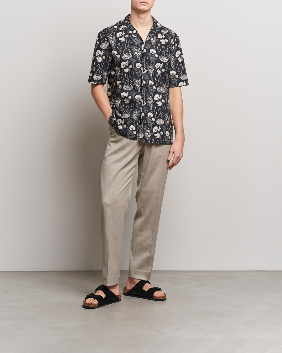 Herre | Skjorter | Sunspel | Katie Scott Short Sleeve Printed Resort Shirt Black