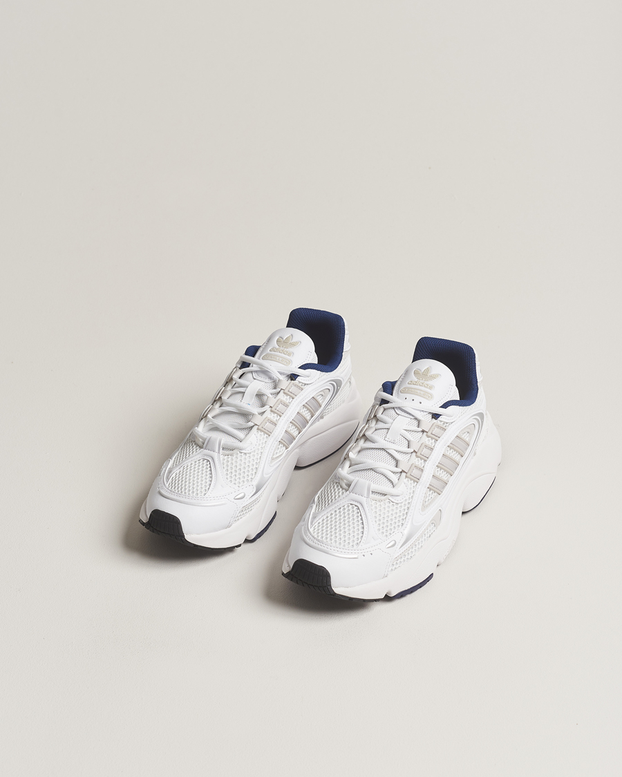 Herre | Running sneakers | adidas Originals | Ozmillen Running Sneaker Won White