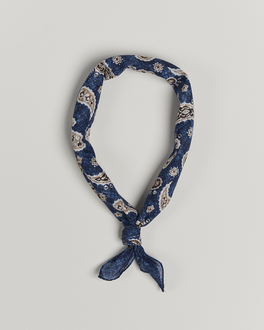 Herre | Amanda Christensen Cotton Voilé Printed Paisley Bandana Navy | Amanda Christensen | Cotton Voilé Printed Paisley Bandana Navy