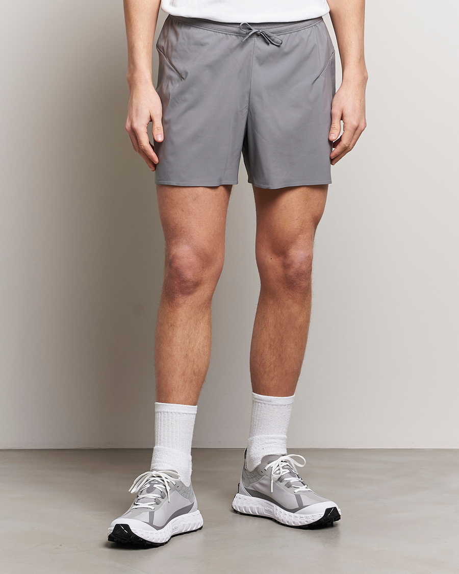 Herr |  | Arc'teryx | Norvan Running Shorts Void