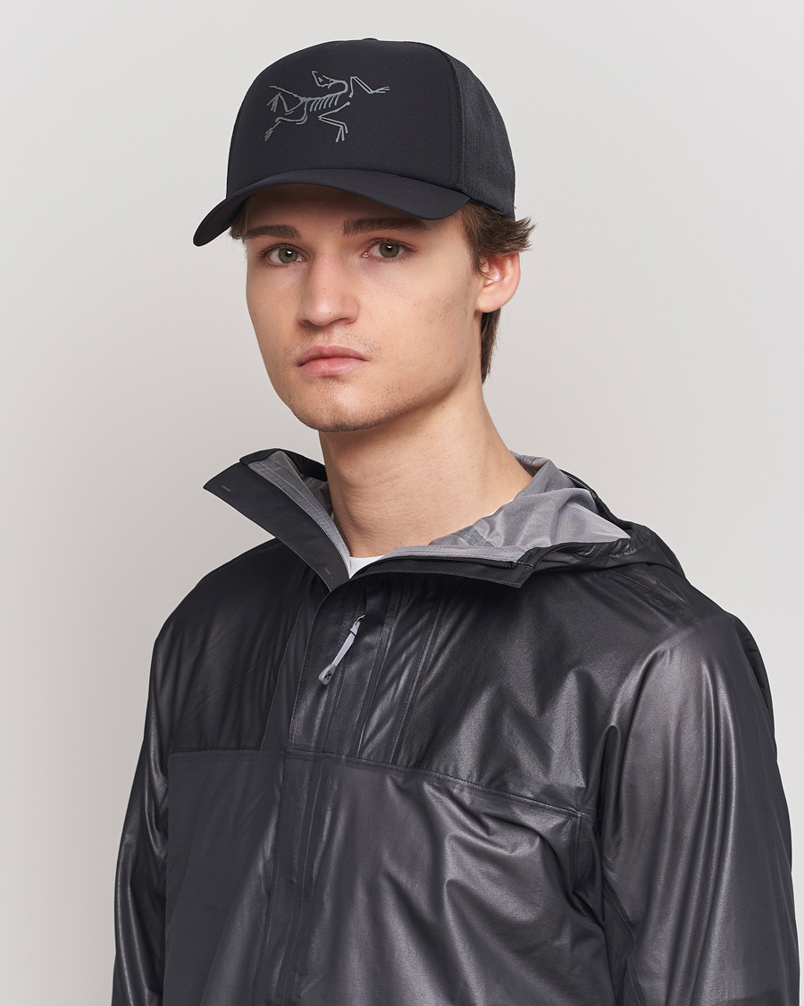 Herre | Contemporary Creators | Arc'teryx | Bird Trucker Cap Black