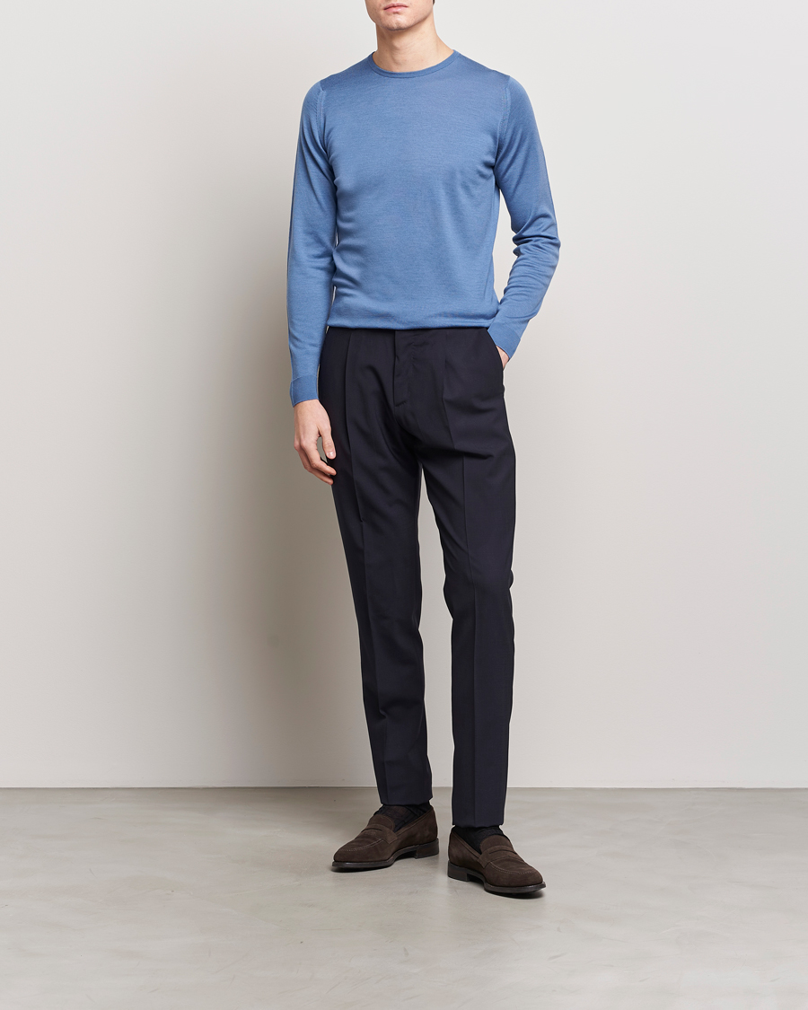 Herre | Trøjer | John Smedley | Lundy Extra Fine Merino Crew Neck Riviera Blue