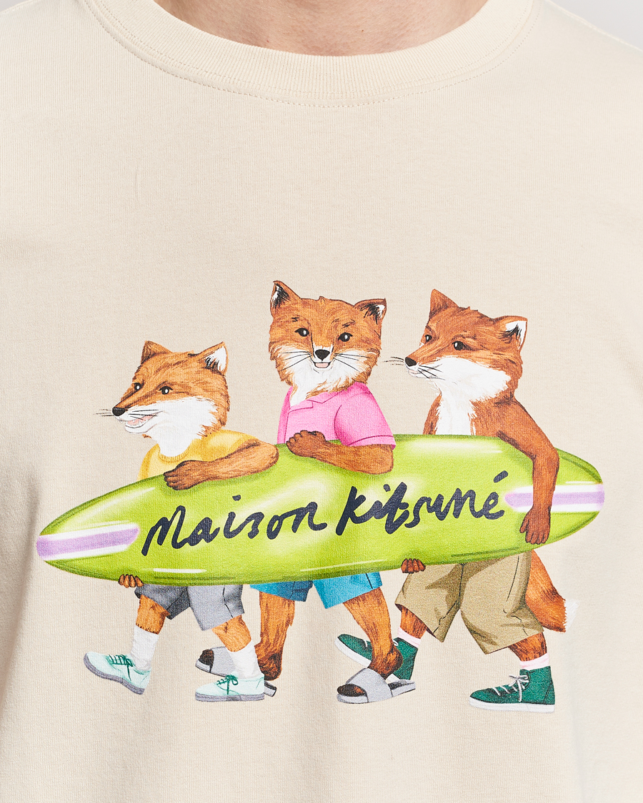 Herre | T-Shirts | Maison Kitsuné | Surfing Foxes T-Shirt Paper