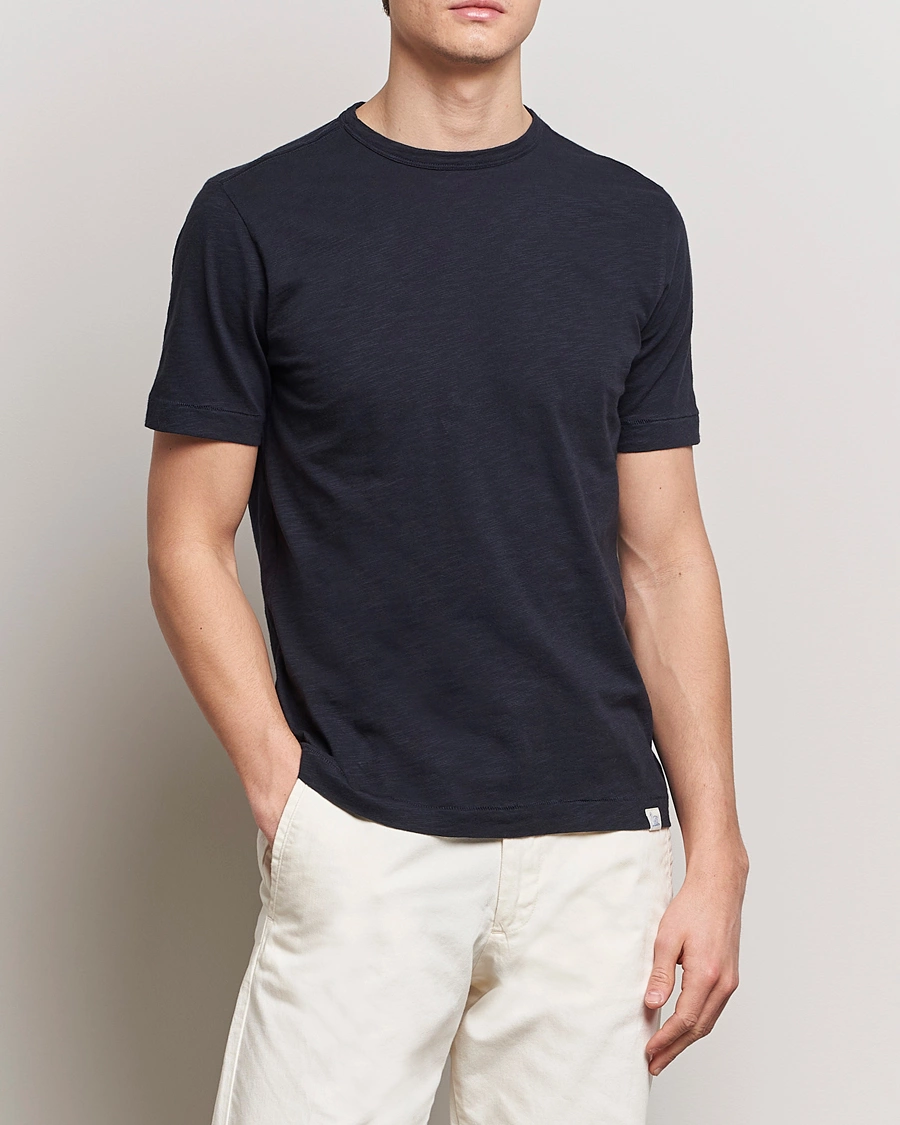 Herre | Kortærmede t-shirts | Merz b. Schwanen | Organic Pima Cotton Slub Crew Neck T-Shirt Dark Navy