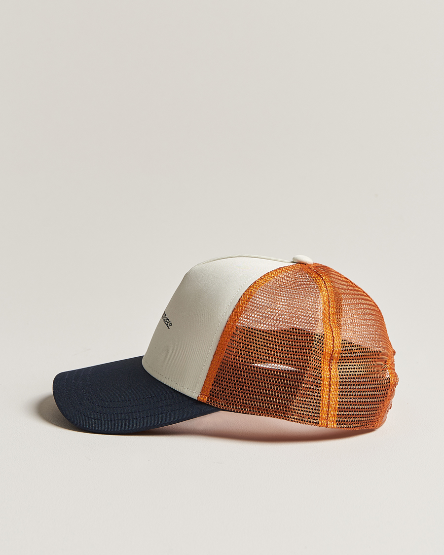 Herre | Peak Performance Trucker Cap Salute Blue/White | Peak Performance | Trucker Cap Salute Blue/White