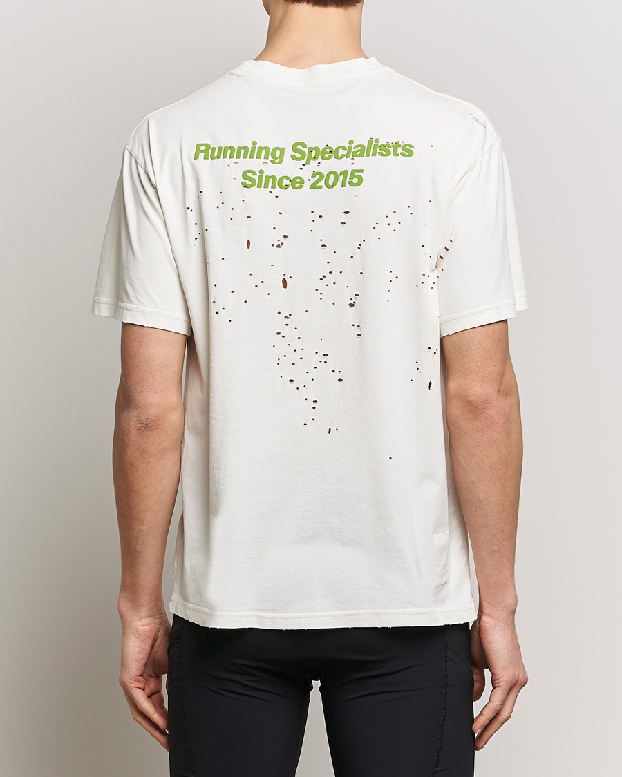 Herre | T-Shirts | Satisfy | MothTech T-Shirt Off White