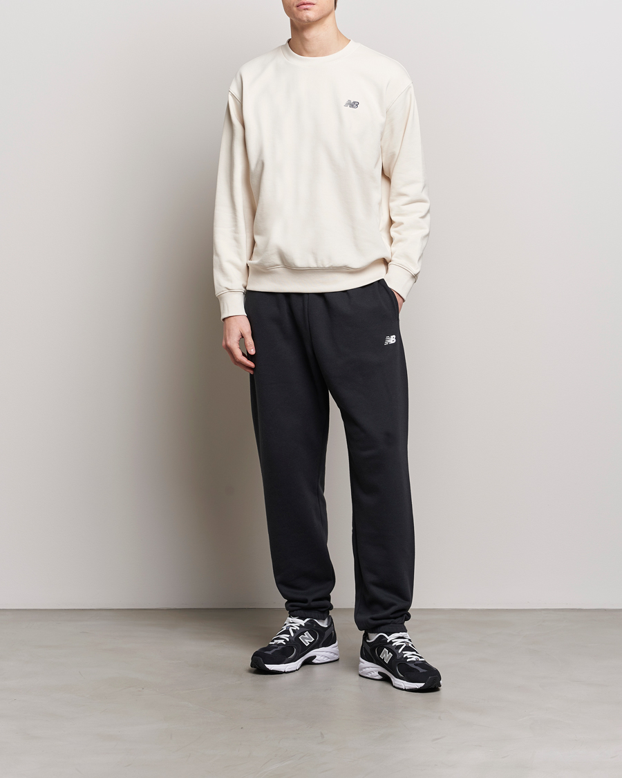 Herre | Trøjer | New Balance | Essentials French Terry Sweatshirt Linen