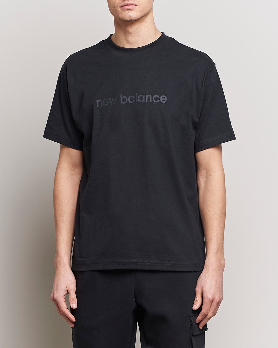 Herre | Kortærmede t-shirts | New Balance | Shifted Graphic T-Shirt Black