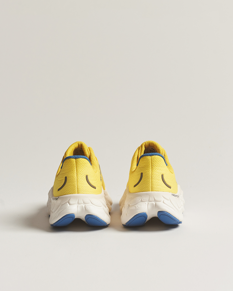 Herre | New Balance Running Fresh Foam X More v4 Ginger Lemon | New Balance Running | Fresh Foam X More v4 Ginger Lemon