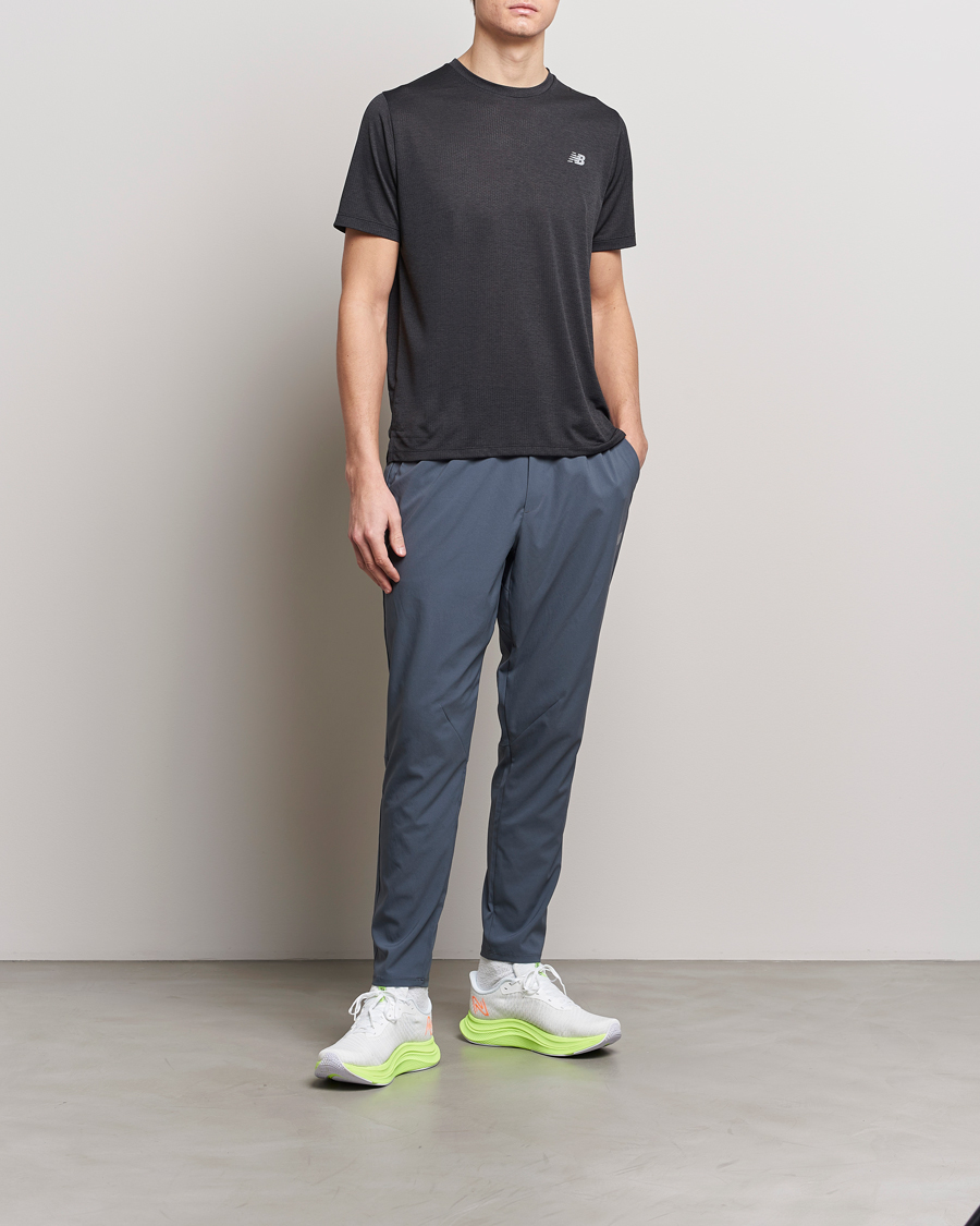Herre | T-Shirts | New Balance Running | Athletics Short Sleeve T-Shirt Black
