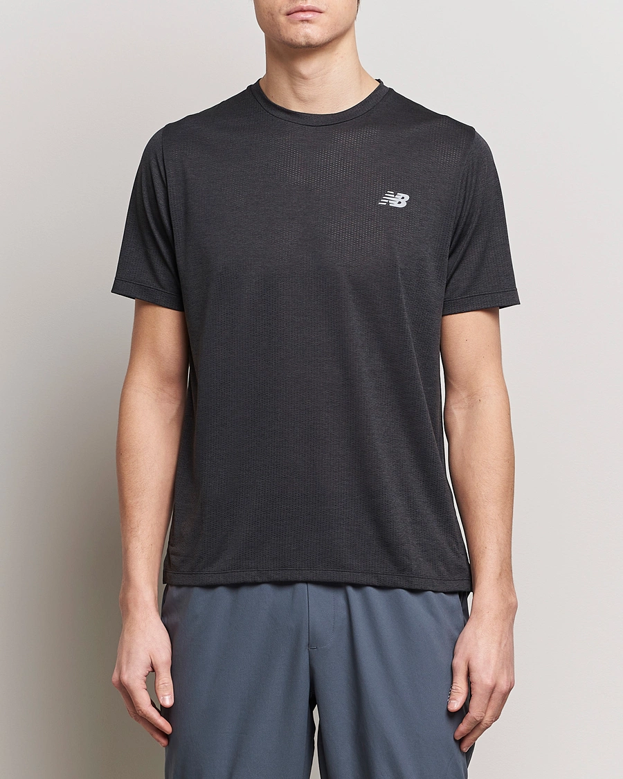 Herre | T-Shirts | New Balance Running | Athletics Run T-Shirt Black