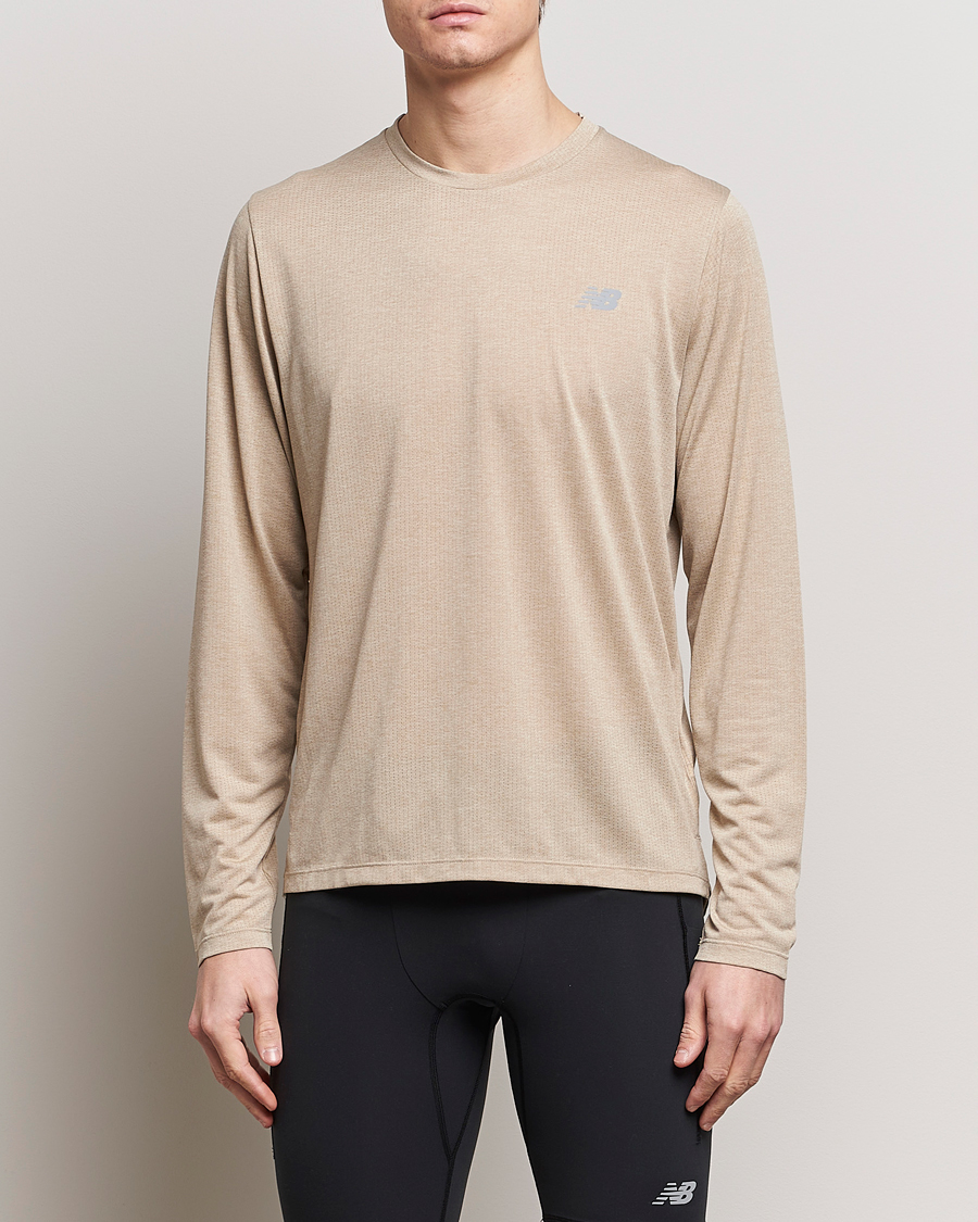 Herre | New Balance Running | New Balance Running | Athletics Run Long Sleeve T-Shirt Stoneware Heather