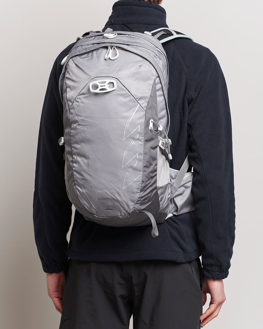 Herre | Tilbehør | Osprey | Talon Earth 22 Backpack Glacier Grey