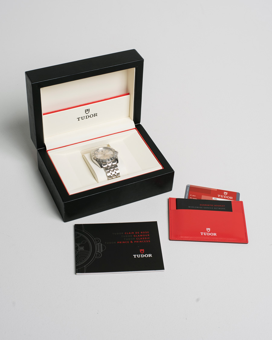 Herre | Tudor Pre-Owned Classic Date-Day 23010 Silver | Tudor Pre-Owned | Classic Date-Day 23010 Silver