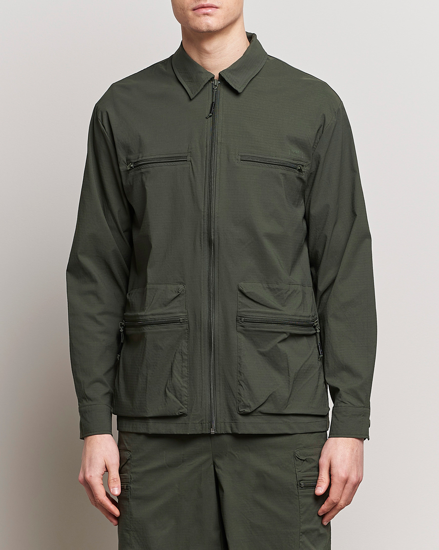 Herre | An overshirt occasion | RAINS | Tomar Ripstop Overshirt Green