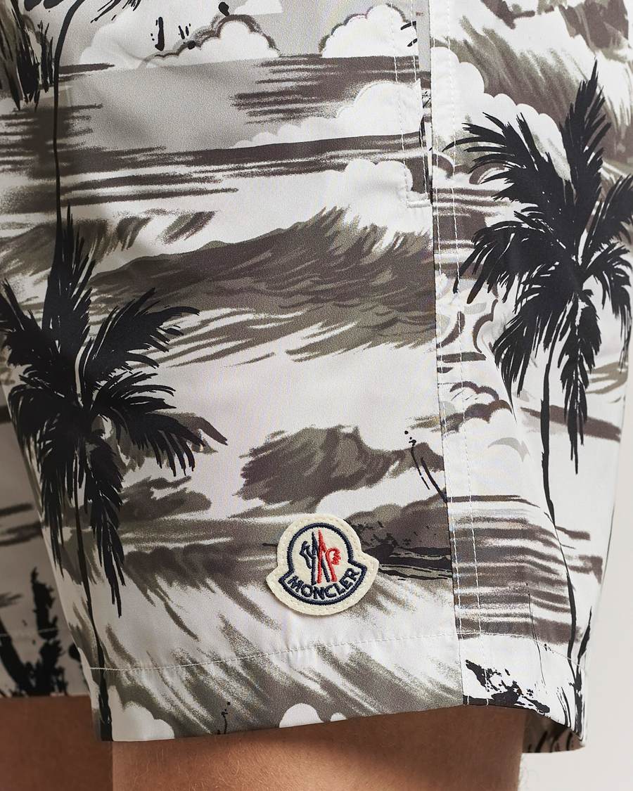 Herre | Badebukser | Moncler | Palm Printed Swim Shorts White/Olive
