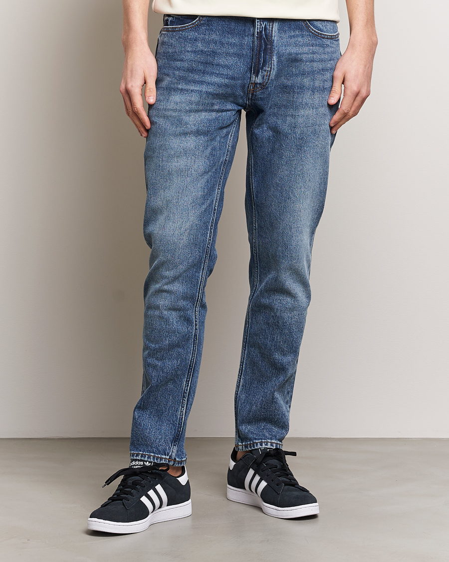 Herre | Nyheder | HUGO | 634 Tapered Fit Jeans Bright Blue