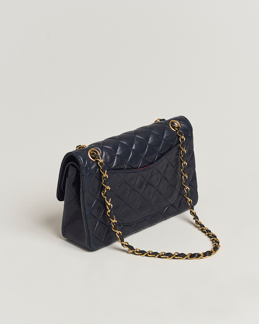 Herre | Chanel Pre-Owned Small Classic Flap Bag Navy | Chanel Pre-Owned | Small Classic Flap Bag Navy