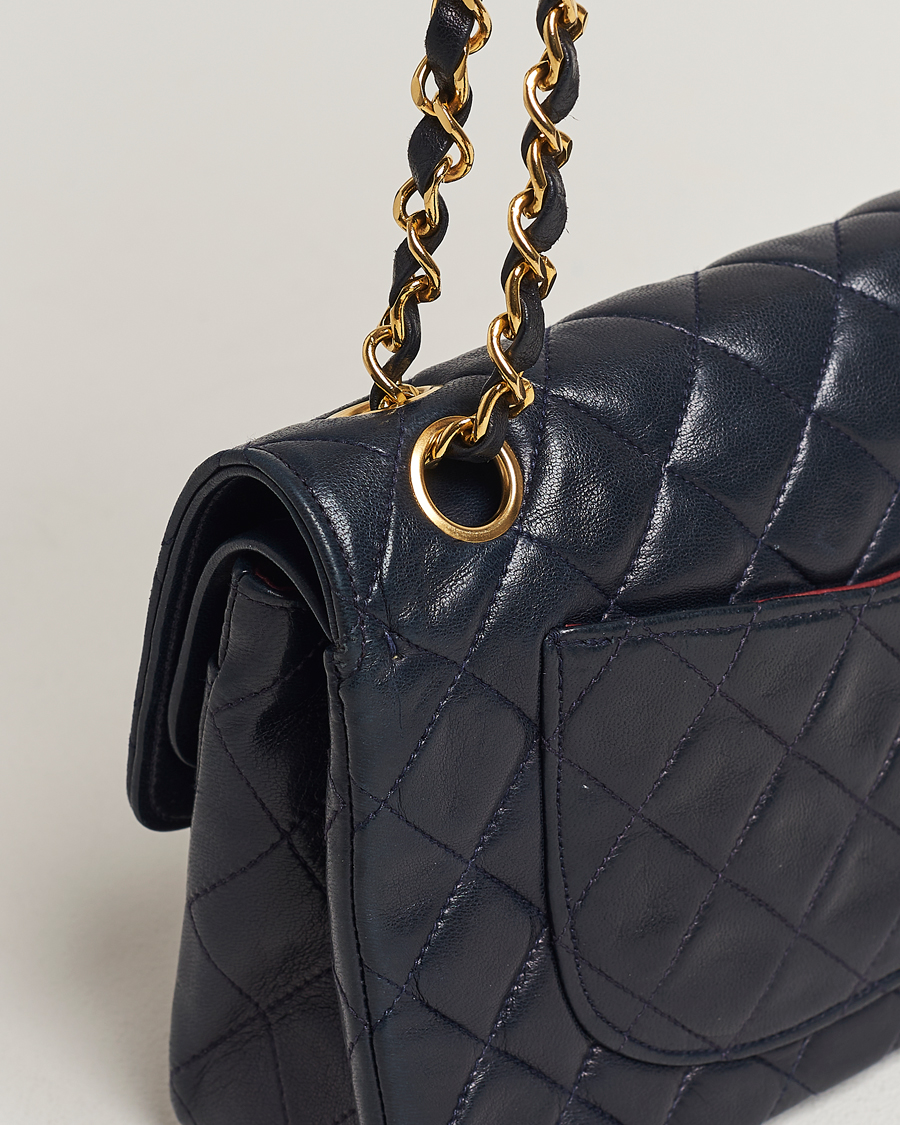 Herre | Chanel Pre-Owned Small Classic Flap Bag Navy | Chanel Pre-Owned | Small Classic Flap Bag Navy