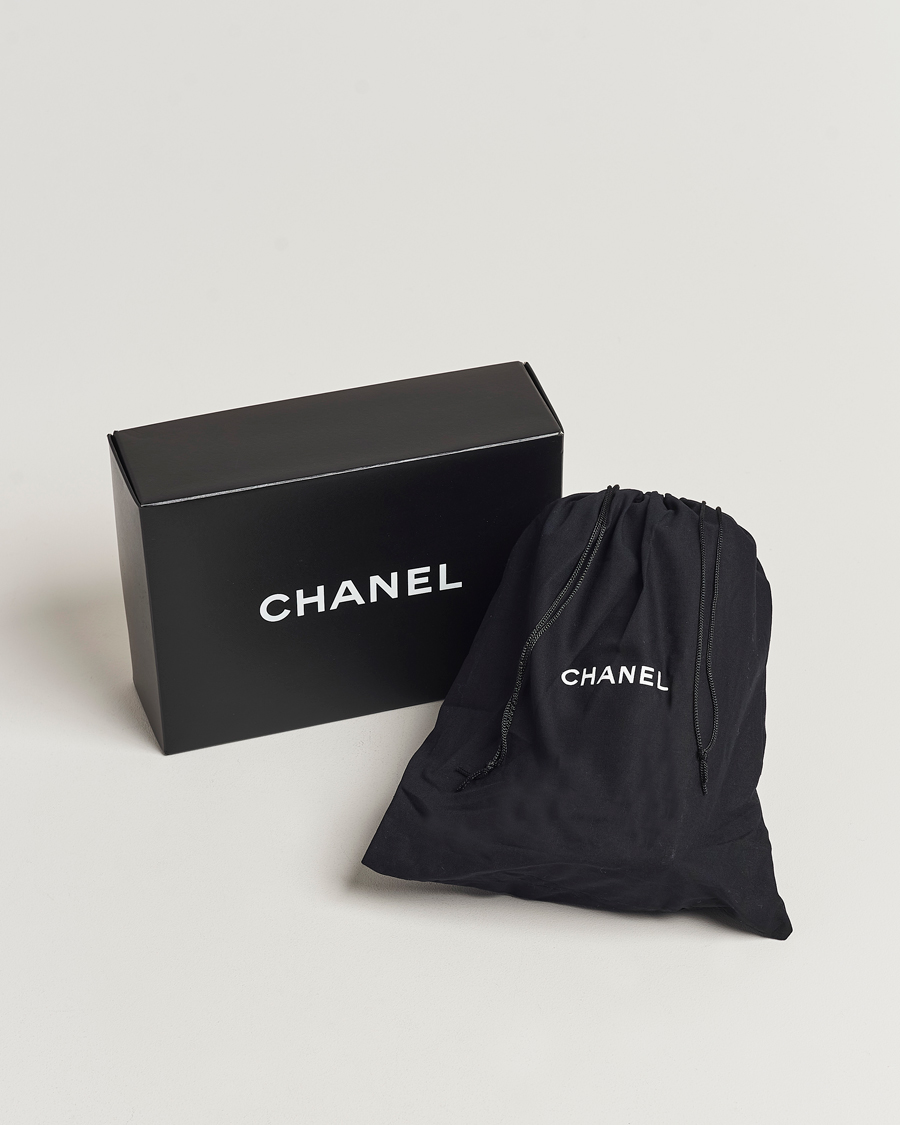 Herre | Chanel Pre-Owned Patent Flap Bag Yellow | Chanel Pre-Owned | Patent Flap Bag Yellow