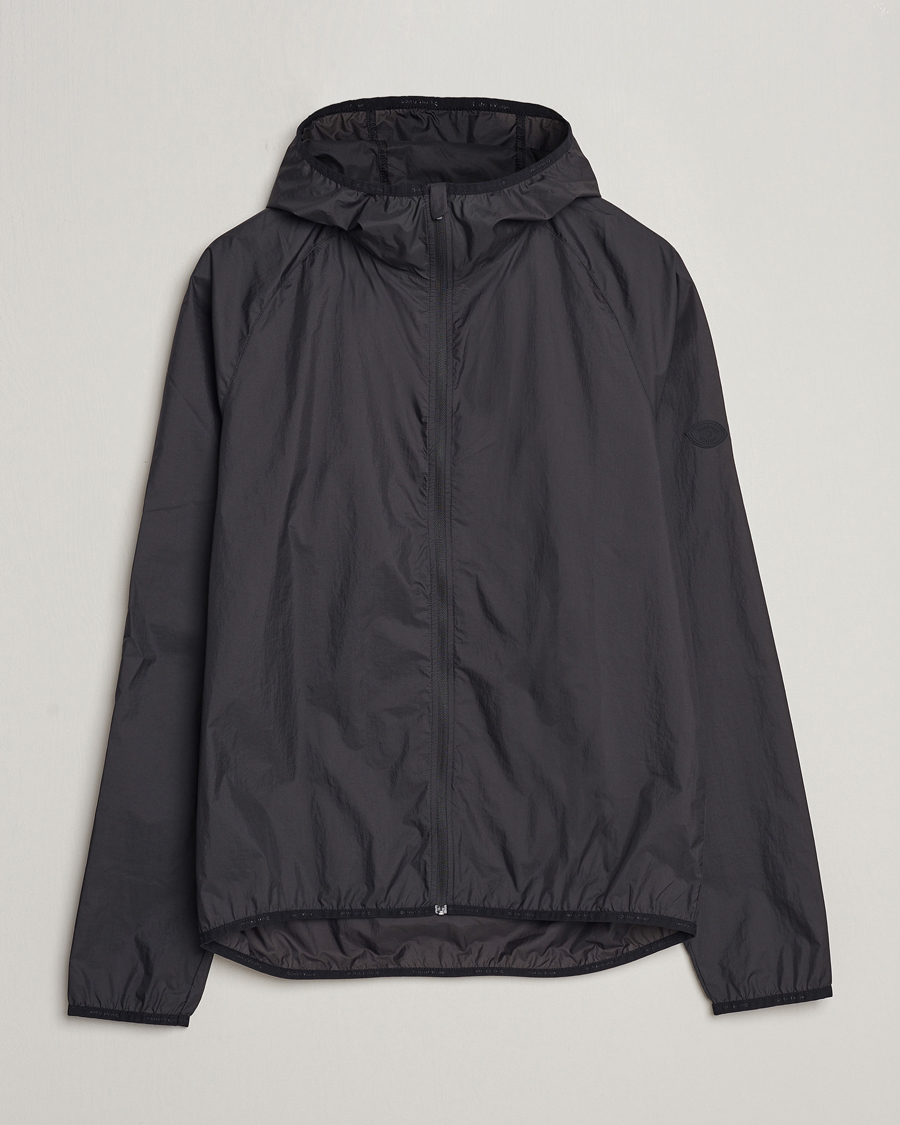 Herre |  | District Vision | Ultralight Packable DWR Wind Jacket Black