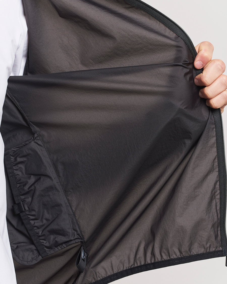 Herre | Jakker | District Vision | Ultralight Packable DWR Wind Jacket Black