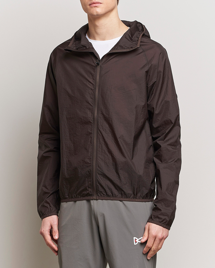 Herre | Outdoorjakker | District Vision | Ultralight Packable DWR Wind Jacket Cacao