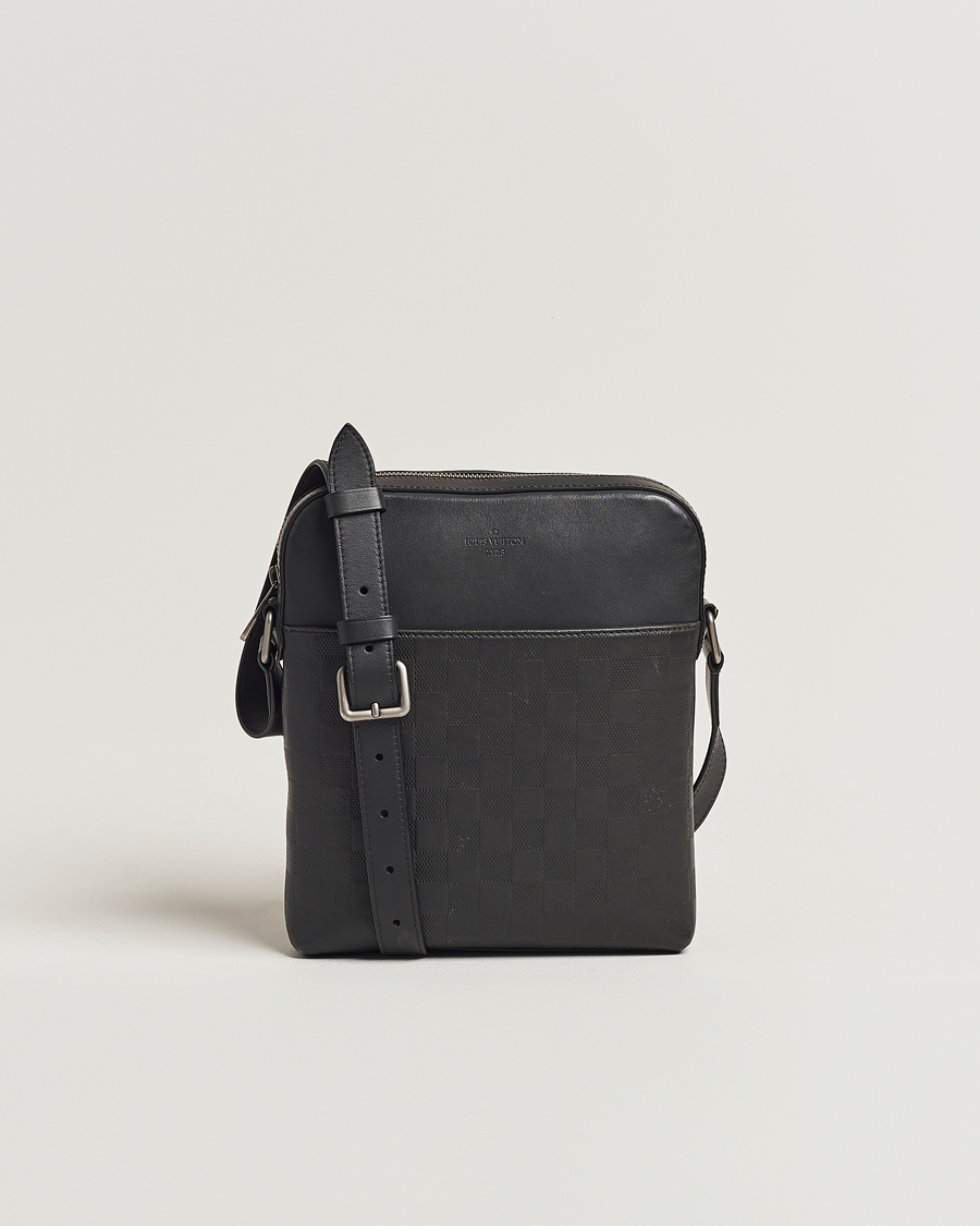 Herre | Louis Vuitton Pre-Owned Damier Infini Pochette District Shoulder Bag | Louis Vuitton Pre-Owned | Damier Infini Pochette District Shoulder Bag