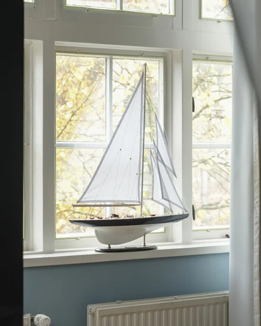 Herre | Dekoration | Authentic Models | J-Yacht Rainbow 1934 Black/White