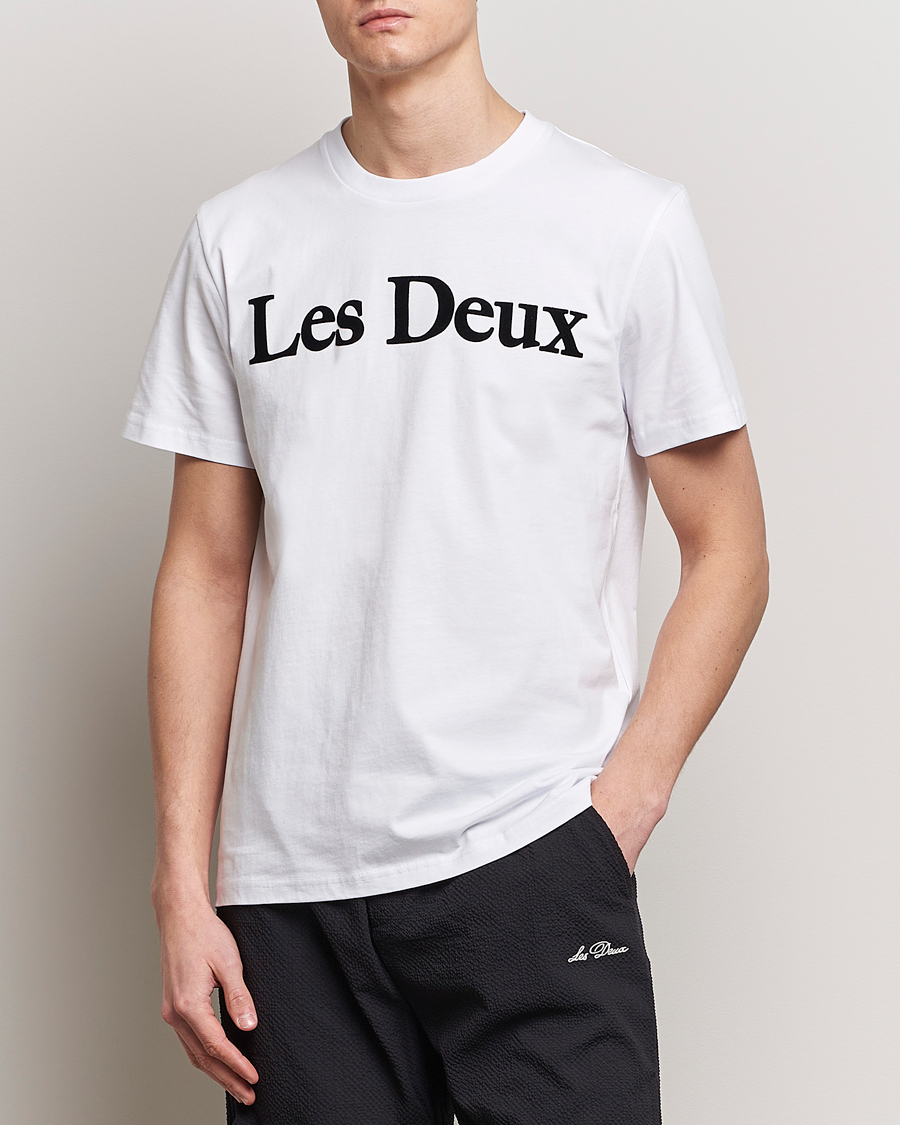Herre | T-Shirts | LES DEUX | Charles Logo T-Shirt Wihte