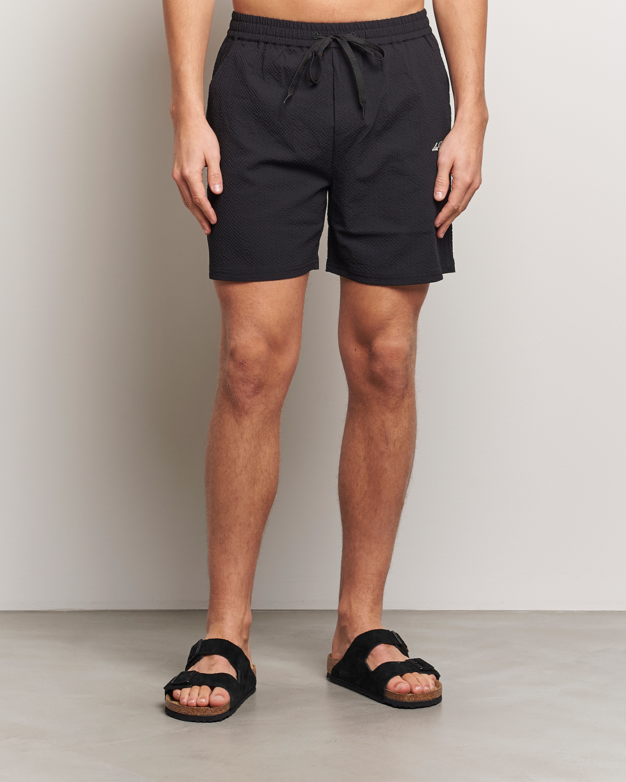 Herre | Badebukser | LES DEUX | Stan Seersucker Swim Shorts Black