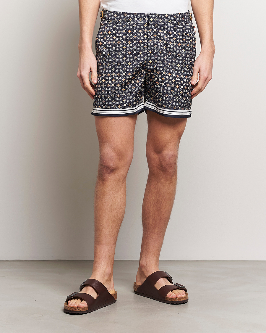 Herre | Badeshorts | Orlebar Brown | Bulldog Fiore Printed Swim Shorts Night Iris