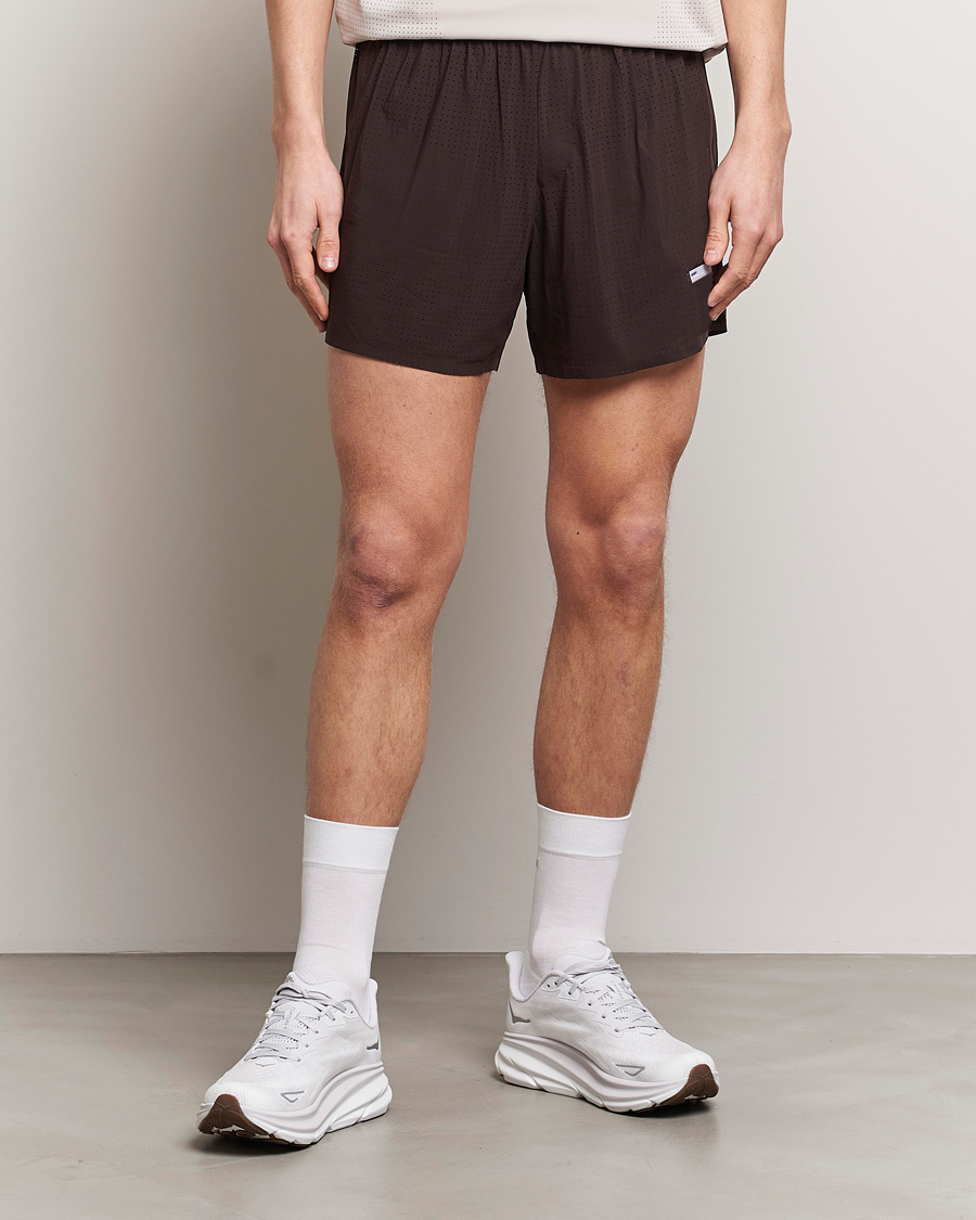 Herre | Shorts | Satisfy | Space-O 5 Inch Shorts Dark Mahogany