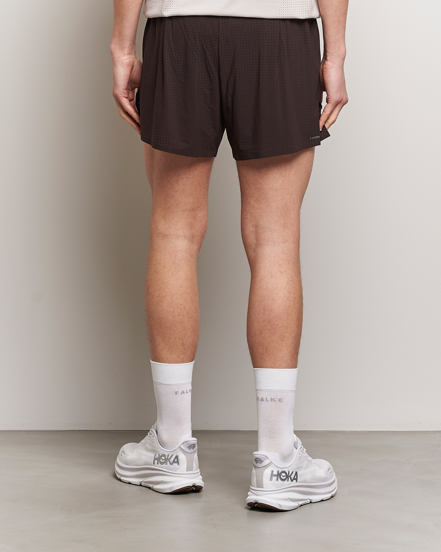 Herre | Shorts | Satisfy | Space-O 5 Inch Shorts Dark Mahogany