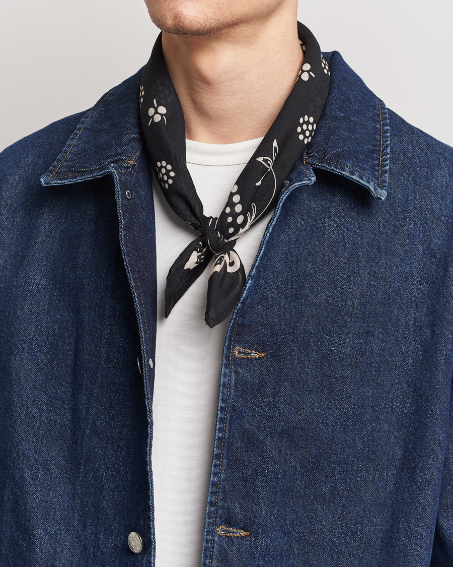 Herre | Nudie Jeans Ingrid Ornament Bandana Black | Nudie Jeans | Ingrid Ornament Bandana Black