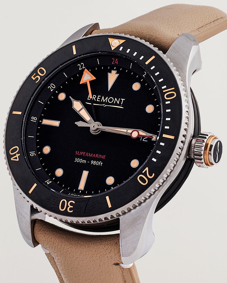 Herre |  | Bremont | S302 GMT Diver 40mm Sahara