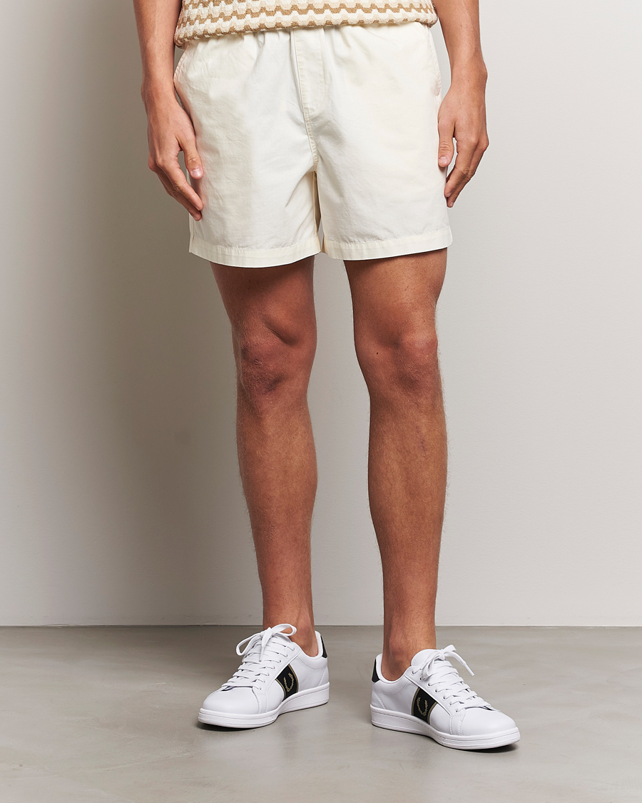 Men | Clothing | Fred Perry | Woven Ripstop Drawstring Shorts Ecru