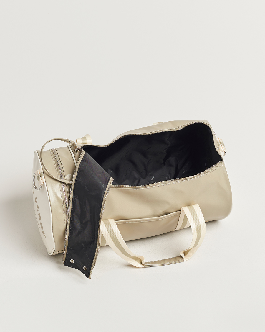 Herre | Fred Perry Classic Barrel Bag Warm Grey | Fred Perry | Classic Barrel Bag Warm Grey