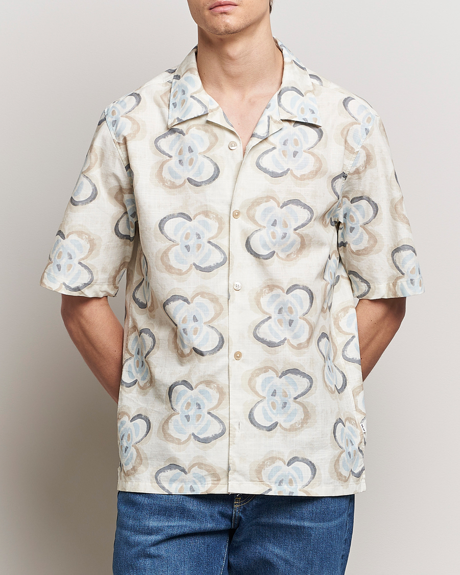 Herre | Skjorter | NN07 | Ole Printed Short Sleeve Shirt Ecru Multi