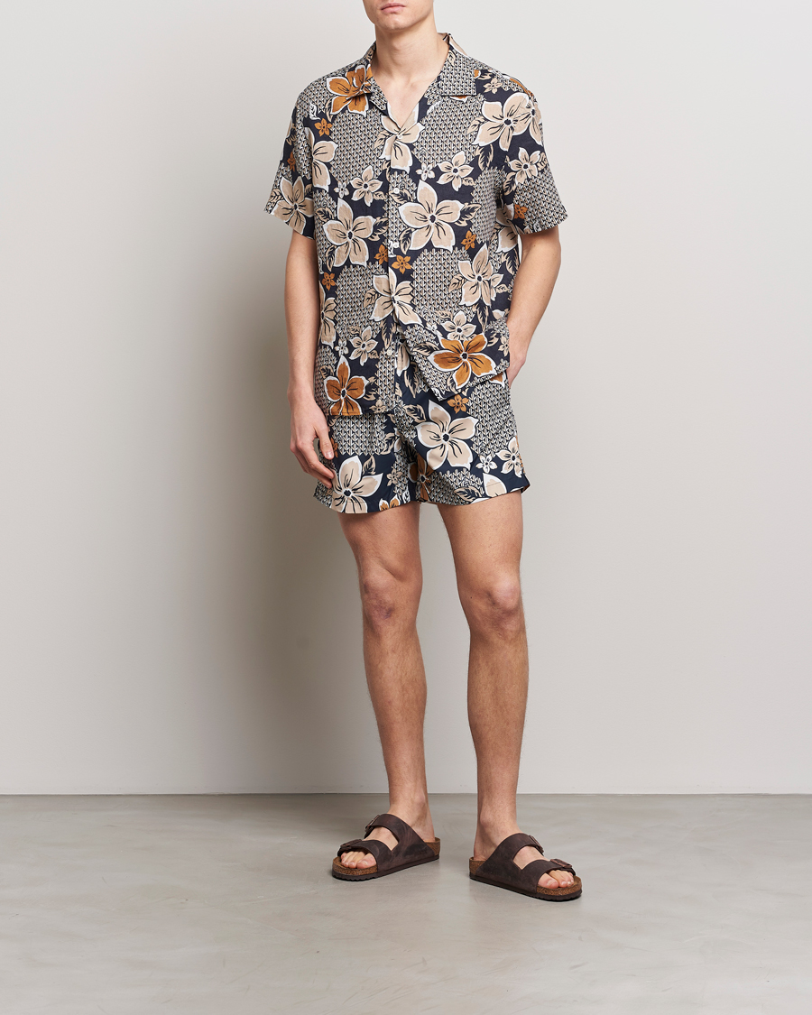 Herre | J.Lindeberg Banks Floral Swin Trunks Island Floral Mix | J.Lindeberg | Banks Floral Swin Trunks Island Floral Mix