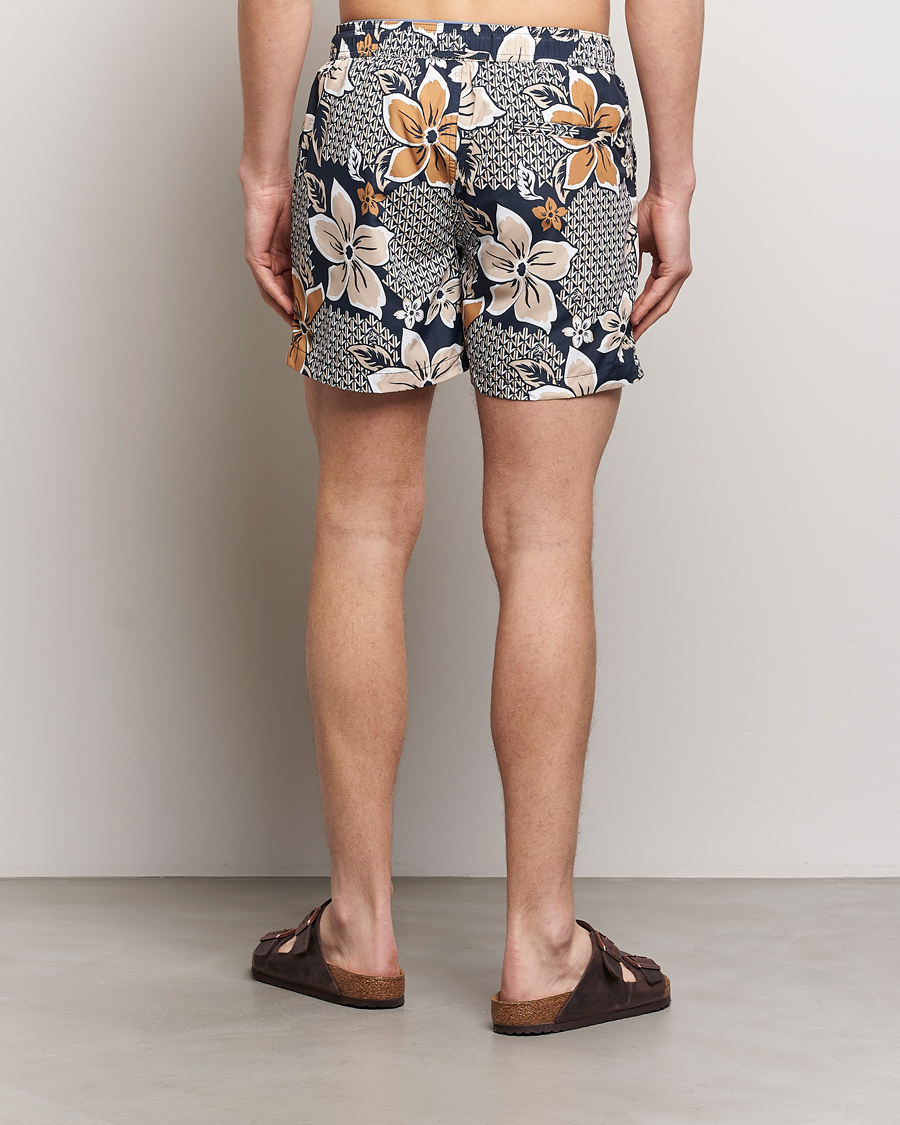 Herre | J.Lindeberg Banks Floral Swin Trunks Island Floral Mix | J.Lindeberg | Banks Floral Swin Trunks Island Floral Mix