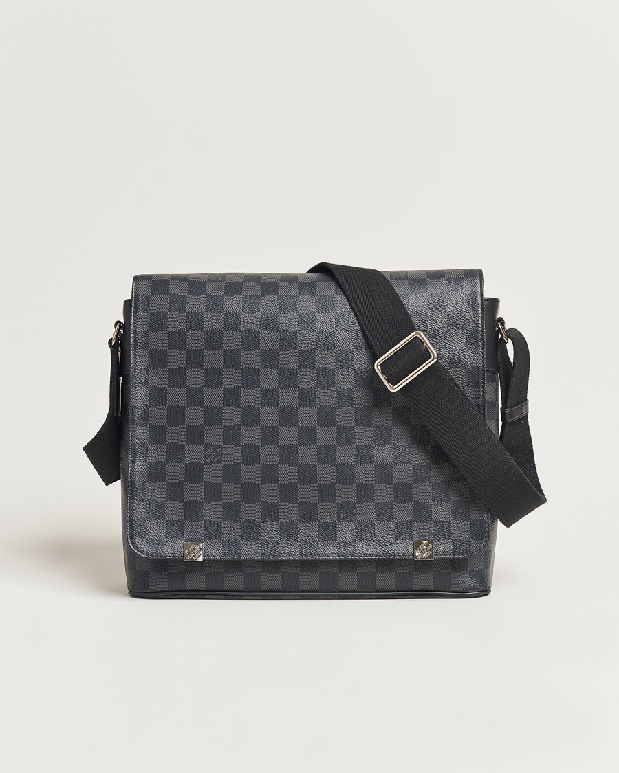 Herre |  | Louis Vuitton Pre-Owned | District PM Messenger Bag Damier Graphite