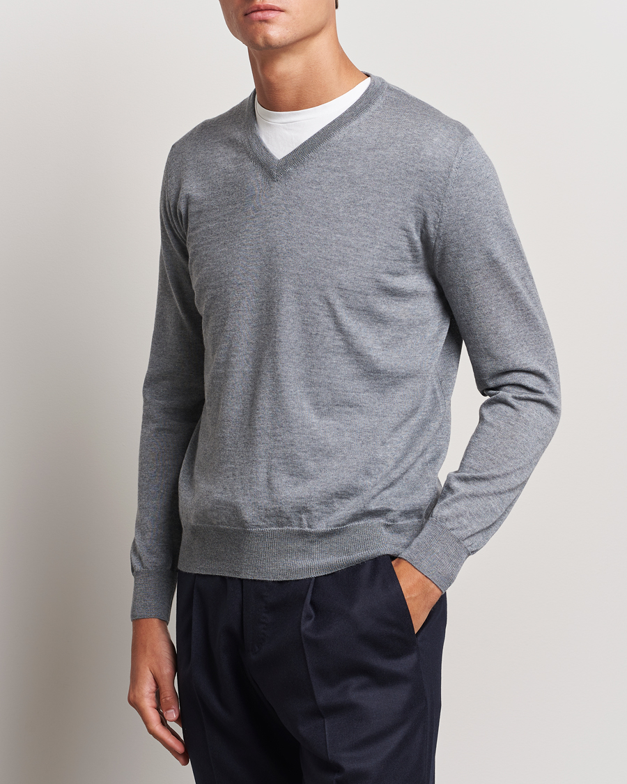 Herre | Trøjer | Canali | Merino Wool V-Neck Light Grey