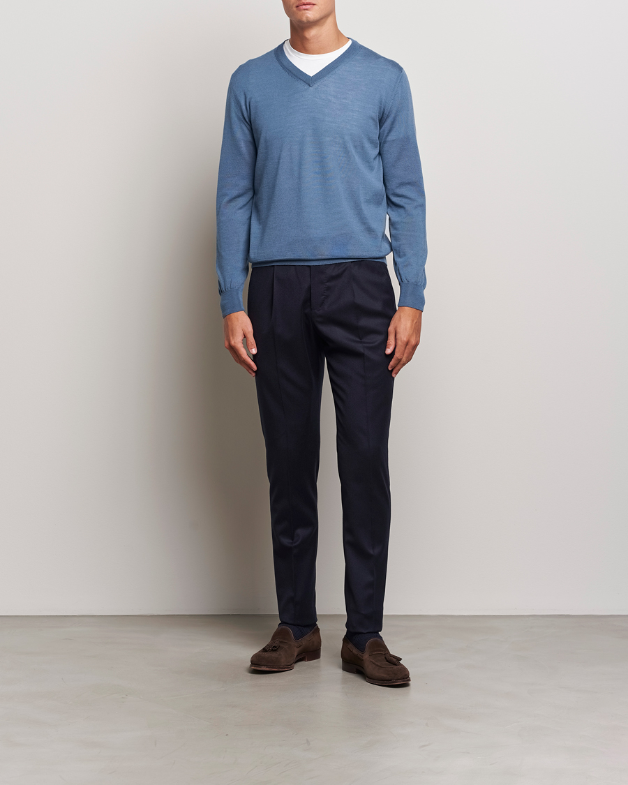 Herre | Trøjer | Canali | Merino Wool V-Neck Light Blue