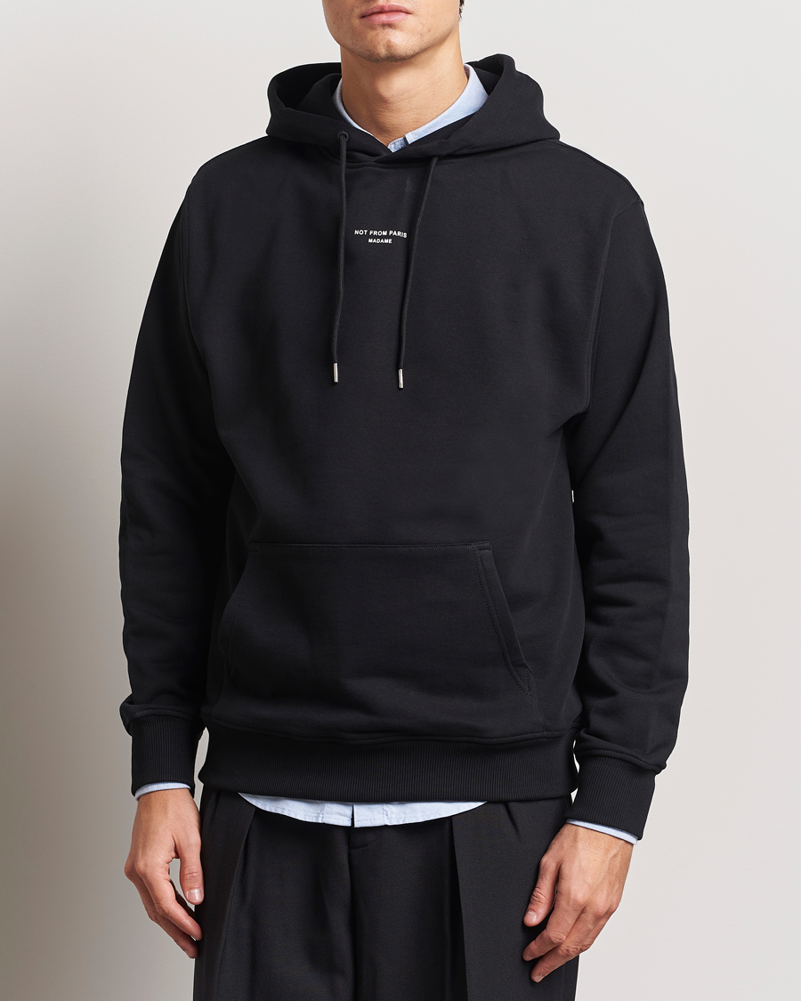 Herre | Trøjer | Drôle de Monsieur | Classic Slogan Hoodie Black